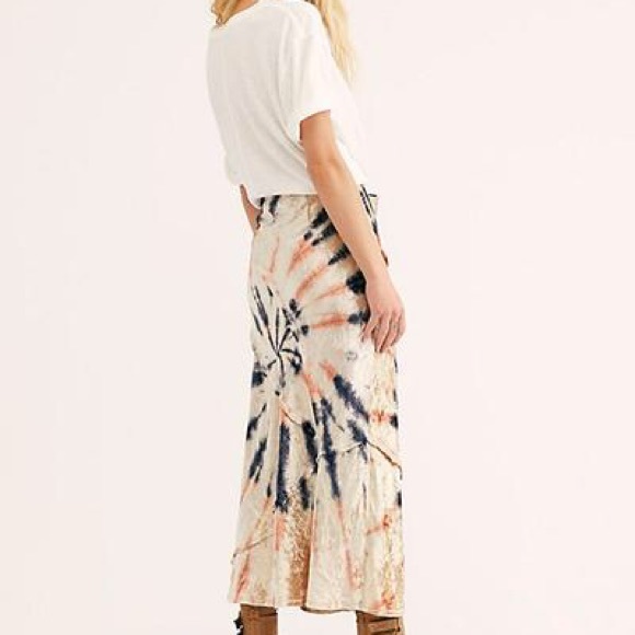 NWT Free People Velvet Tie-Dye Skirt - Picture 4 of 6
